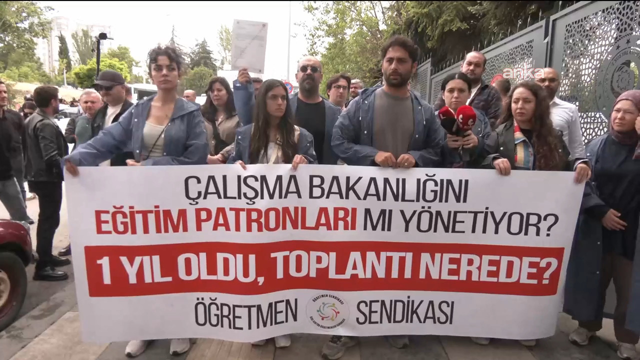 Öğretmen Sendikası’nın çağrısıyla açlık grevlerinin beşinci gününde 
