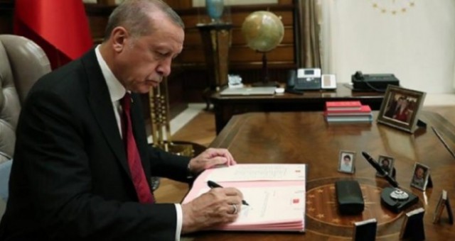 Büyükşehirlerin yetkileri Cumhurbaşkanı’na verildi