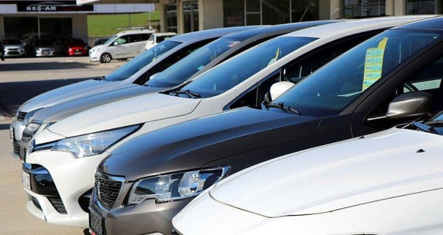 Elektrikli araç fiyatları düşerken, benzinli ve dizeller yükselişte
