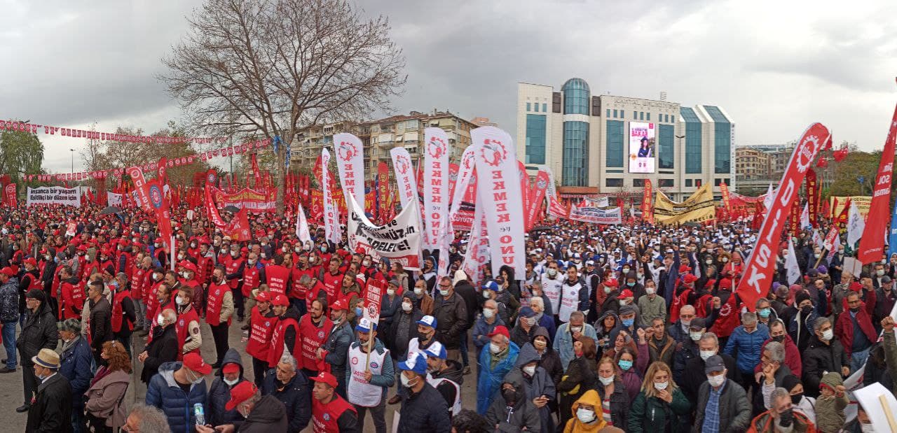 DİSK’e bağlı 11 sendikadan yeni açıklama