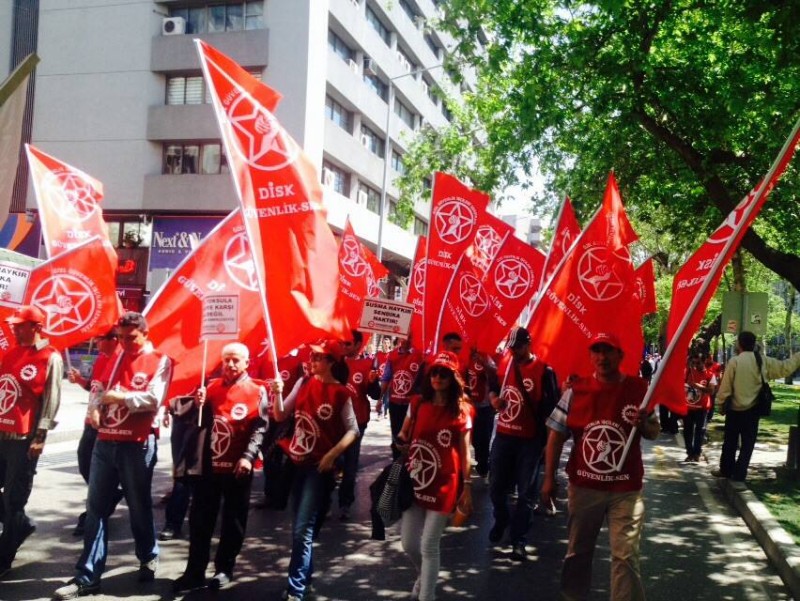 DİSK/Güvenlik-Sen İzmir Büyükşehir Belediyesi’nde  toplu sözleşme görüşmeleri yaptı