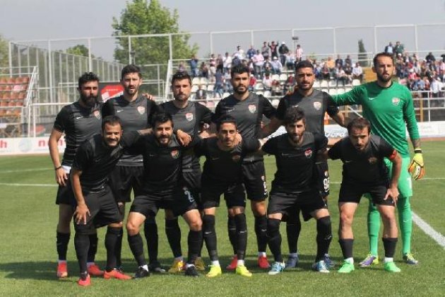 Kocaeli Birliksporlu futbolculara 50'şer bin lira ceza
