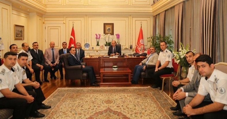 Başkan Topbaş'tan  Büyükşehir belediyesinin güvenlik görevlileri büyük kahramanlık göstermişti