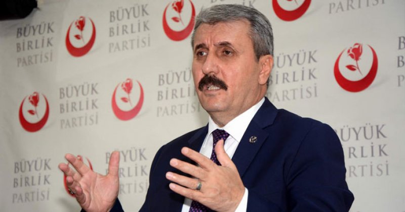 Destici: Türkiye bir an önce OHALden çıkmalı