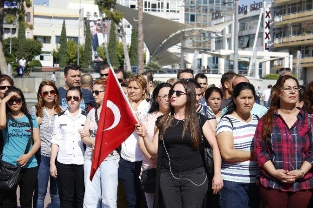 İş Akitleri Feshedilen Güvenlik Görevlileri Eylem Yaptı