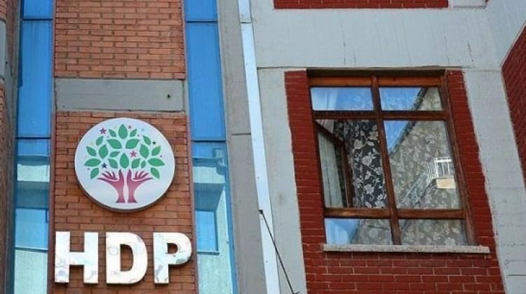 Polis HDP binalarında arama yaptı