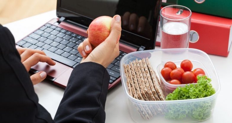 İş yerinde sağlıklı beslenme nasıl olur?