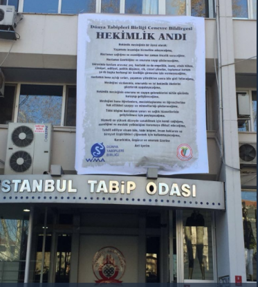 İstanbul Tabip Odası binasına Hekimlik Andı asıldı