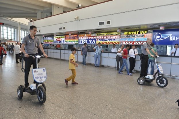 Özel güvenlik görevlilerince ele geçirildi.