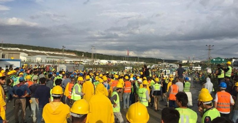  İstanbul’da 3. Hava alanı inşaatında çalışan işçiler eylem yaptılar. BÖYLE MEDYAM OLSA…