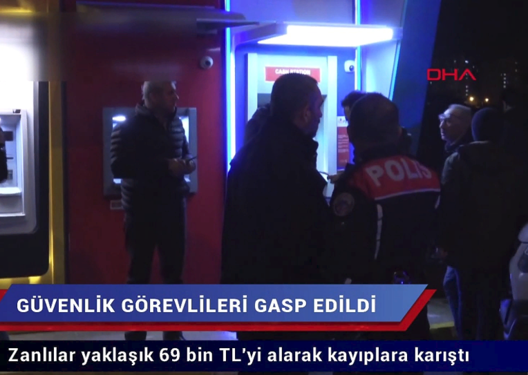 Atm'ye Para Yüklemek İsteyen Güvenlik Görevlileri Gasp Edildi