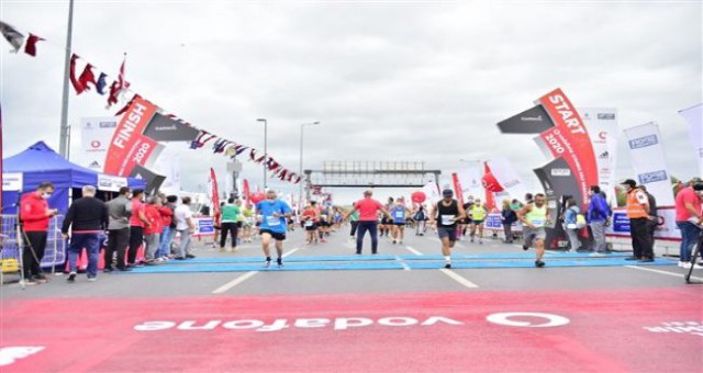 Vodafone 15. istanbul yarı maratonu üst düzey hijyen standartlarıyla koşuldu!