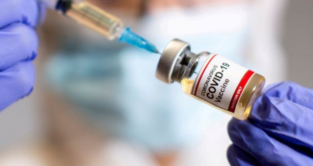 Kovid-19'un 3'üncü dalgasıyla boğuşan Macaristan'da 2 yeni aşı onayı