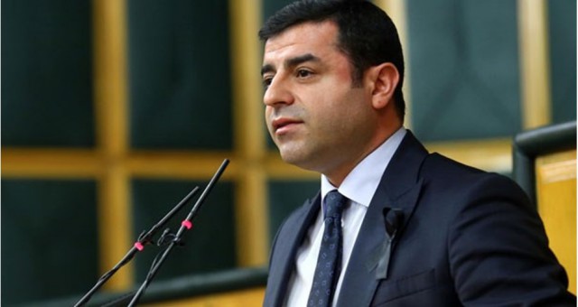 Selahattin Demirtaş PKK'nin elindeki 13 insanımızın katledilmiş olmasını açıkça kınıyorum