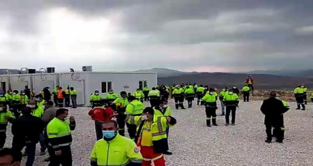 Erzincan ve Kayseri'de Çiftay altın madeni işçileri hakları için şantiyeye kapandı
