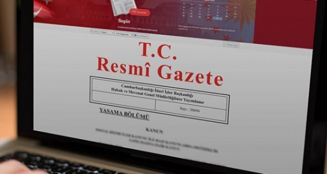 Resmi Gazete'den çift maaş çıktı