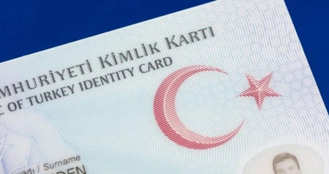 Kimliklerde yeni hizmet! e-İmzalar 1 ay içinde kimlik kartına yüklenmeye başlayacak