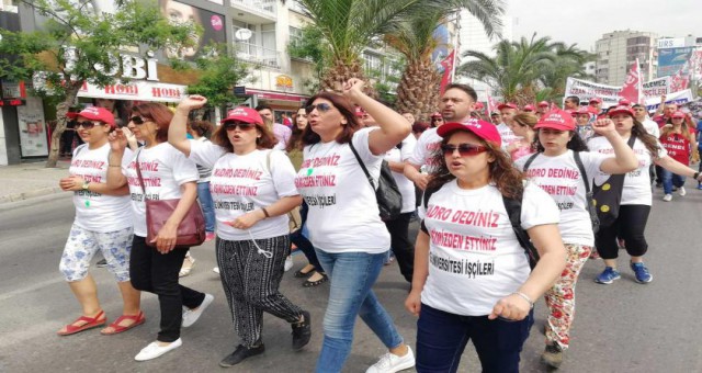 Ege Üniversitesinde çalışan kadın işçiler sendikaya tepki gösterd