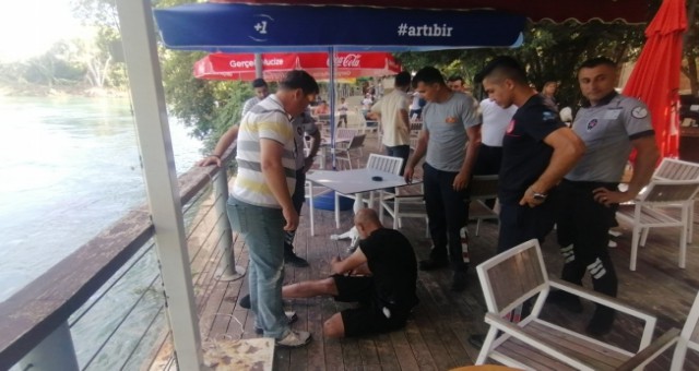 Şelaleye atlayan alkollü şahsı özel güvenlik ve itfaiye ekipleri kurtardı