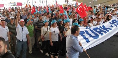 Türk-İş Başkanlar Kurulu Kararıyla Türkiye’nin birçok yerindeki AKP