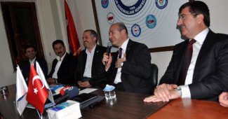 Bakan Soyluyu kahkahaya boğan diyalog