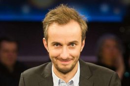 Erdoğana hakaret eden Alman komedyen ülkeden ayrılıyor