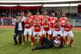 GARİBAN MAHALLENİN HAYALLERİ ZENGİN ÇOCUKLARI ŞAMPİYON OLDU