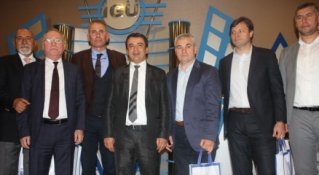 Rıza Çalımbay: ‘Beşiktaş şampiyonluk yolunda önemli bir avantaj elde etti’