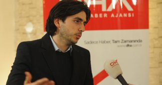 Bir teknoloji şirketi haline geleceğiz gibi görünüyor