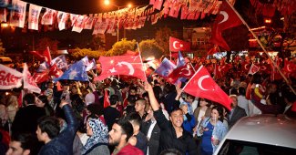 MHPnin kalesi olan iki şehirde evet cephesi çöktü