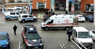 Özel Güvenlik görevlisi soygun girişimini son anda önledi