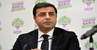 Selahattin Demirtaşa hakaret suçundan hapis