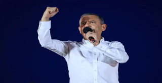 CHP Kayyum atadığın belediyeleri geri vereceksin, sonra katkı yapılacak